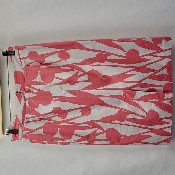 Boden Pencil Skirt Light Gray w/ Pink k Floral Print Size 6L - Picture 5 of 16